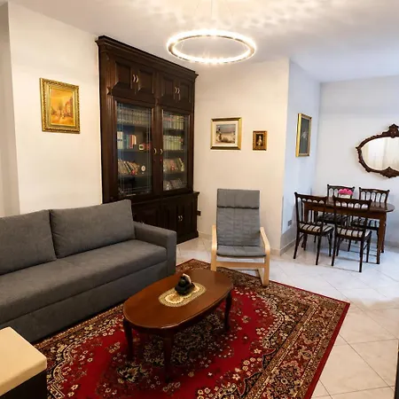 Breeze - 4 Min To Skanderbeg Square *